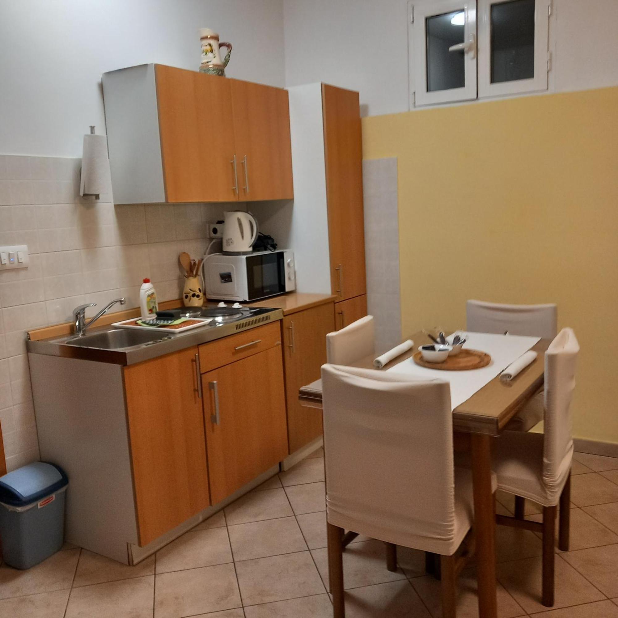 Apartmani Bozic-Omišalj Exterior foto